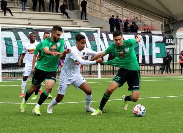 Soi kèo Chelghoum vs Magra, 20h30 ngày 24/12, Algeria