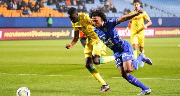 Soi kèo ESTAC vs Nantes, 21h00 ngày 28/12, Ligue 1