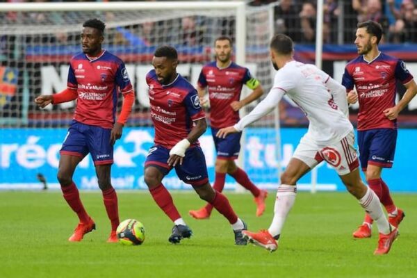 Soi kèo Clermont Foot vs Rennes, 1h00 ngày 12/1, Ligue 1