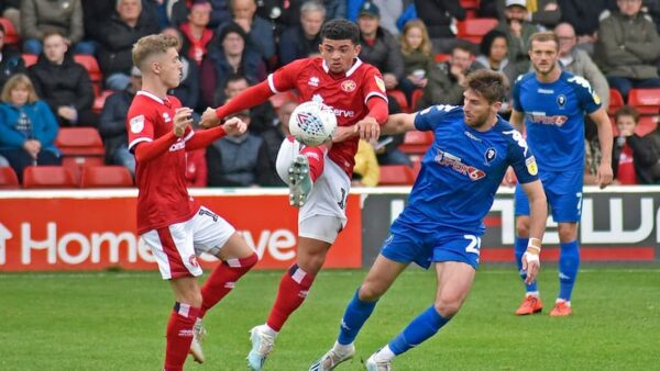 Soi kèo Salford City vs Walsall, 2h45 ngày 1/2 , Anh