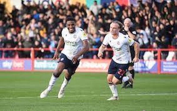 Soi kèo Accrington Stanley vs Bolton Wanderers, 3h00 ngày 23/2, Anh