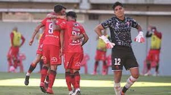 Soi kèo Ñublense vs Deportes Copiapó, 5h00 ngày 10/5, Chile